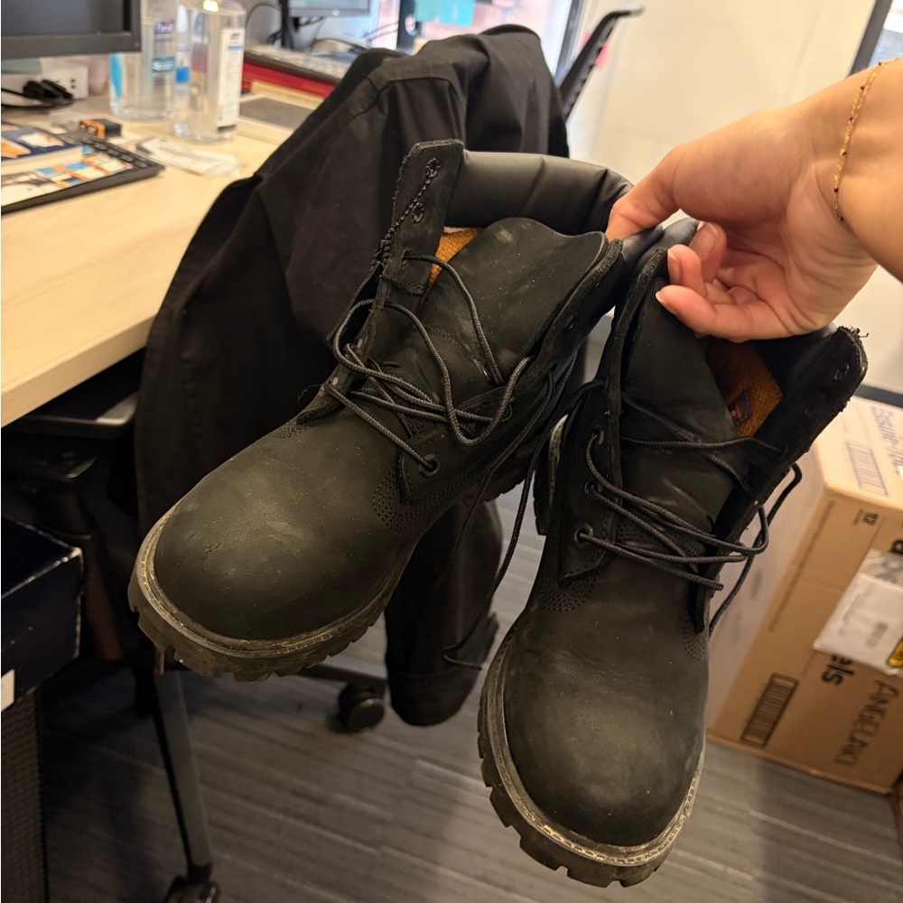 Black Timberlands Lace-Up Boots